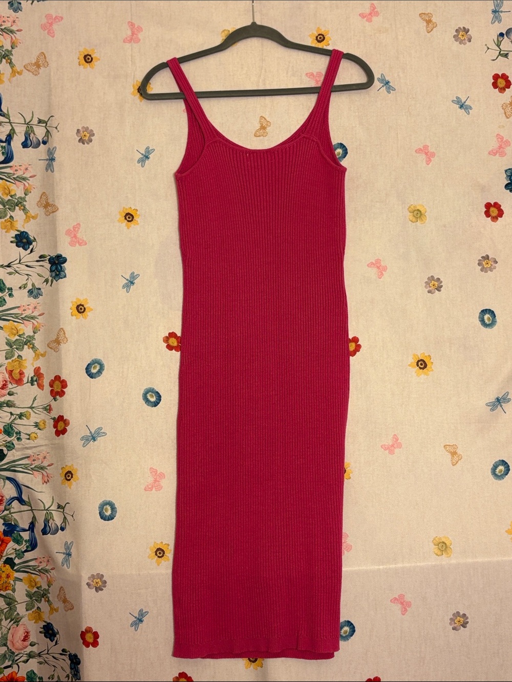 Sofia Vergara Sofia Jeans - Bright Pink Ribbed Cable-Knit Midi Dress - Picture 6 of 9